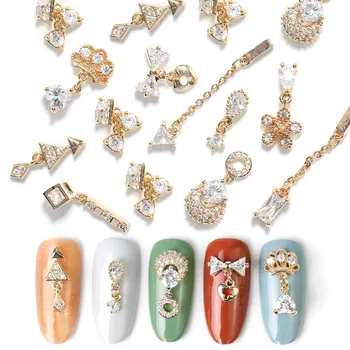2 tükki kvaliteetsed high-end Tilk Crystal Ripats, Kett, amulett küünte kaunistused 6 luksus tsirkoon kristall teemant küüned